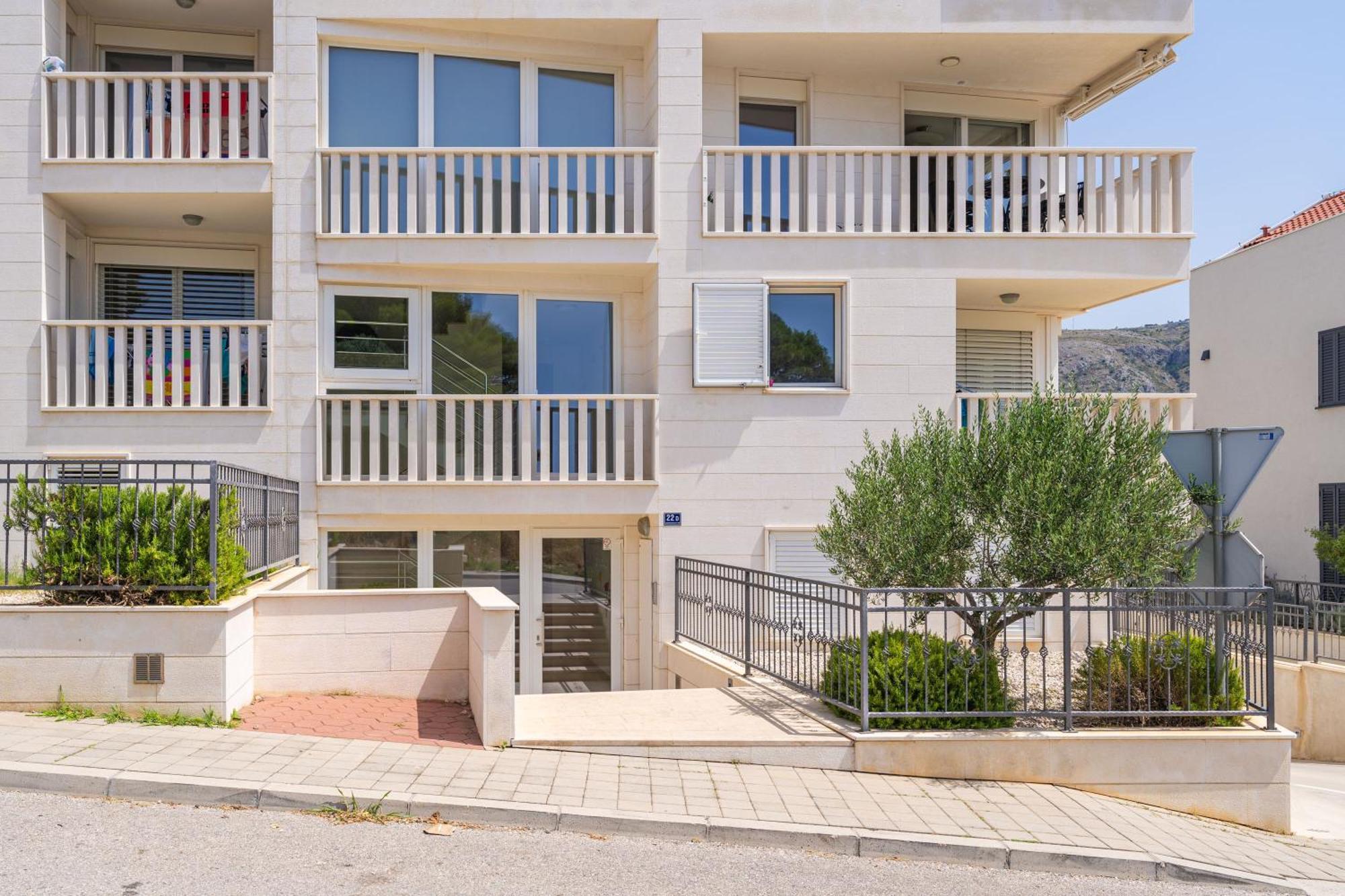 Apartment Apollo In Dubrovnik With Sea View Екстериор снимка