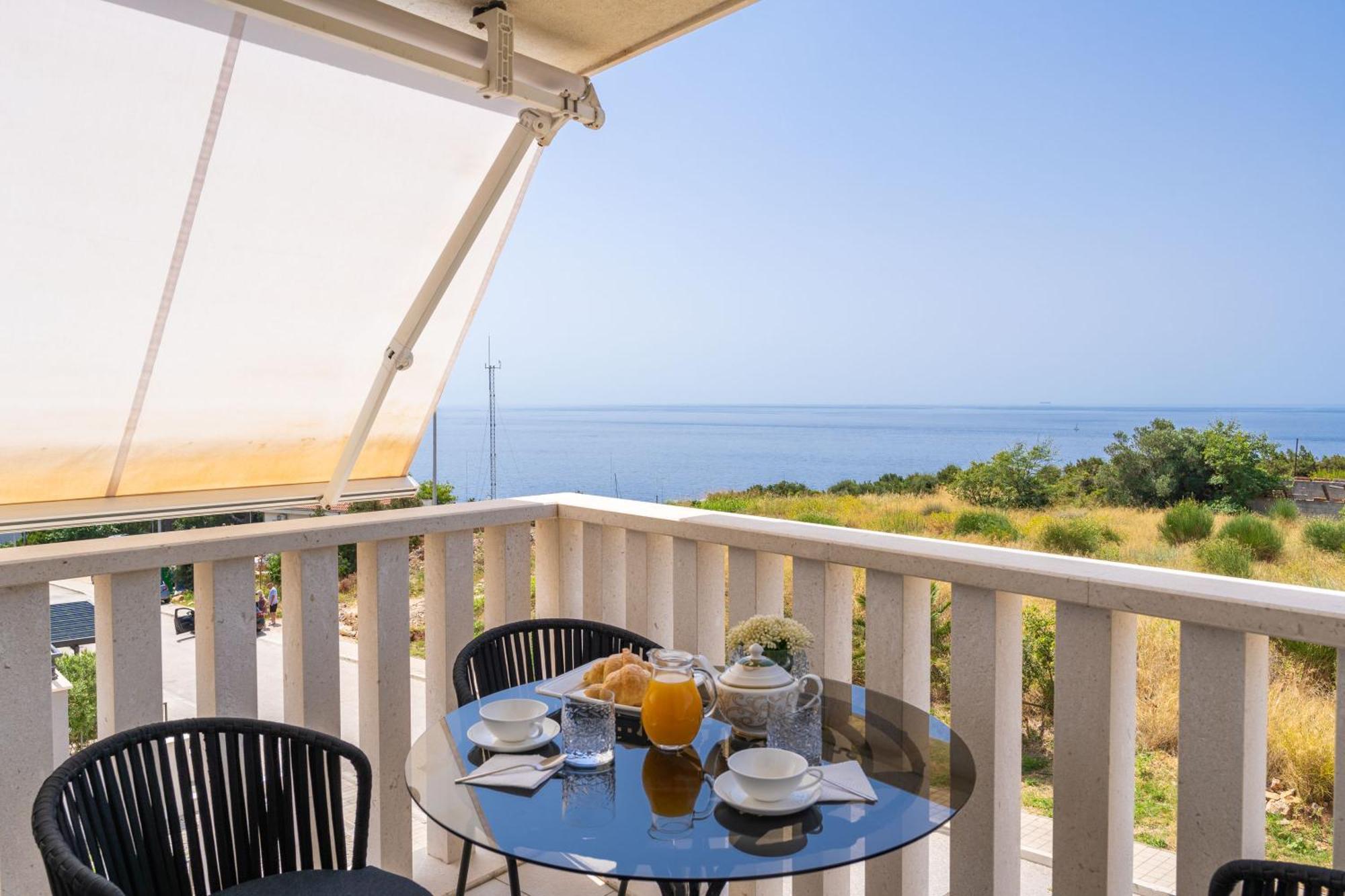 Apartment Apollo In Dubrovnik With Sea View Екстериор снимка