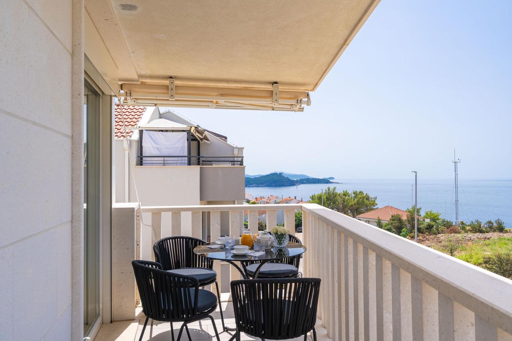 Apartment Apollo In Dubrovnik With Sea View Екстериор снимка