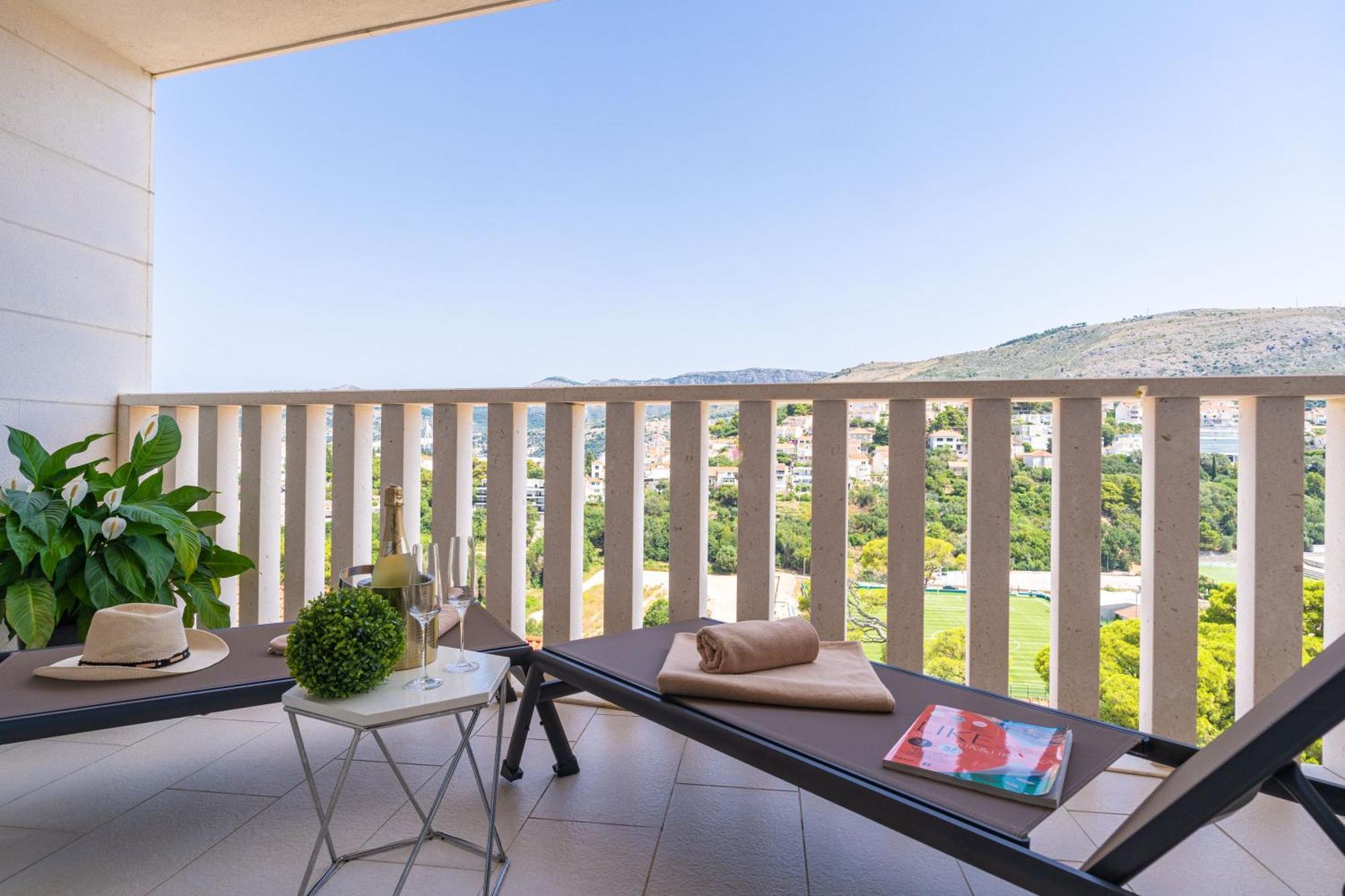Apartment Apollo In Dubrovnik With Sea View Екстериор снимка