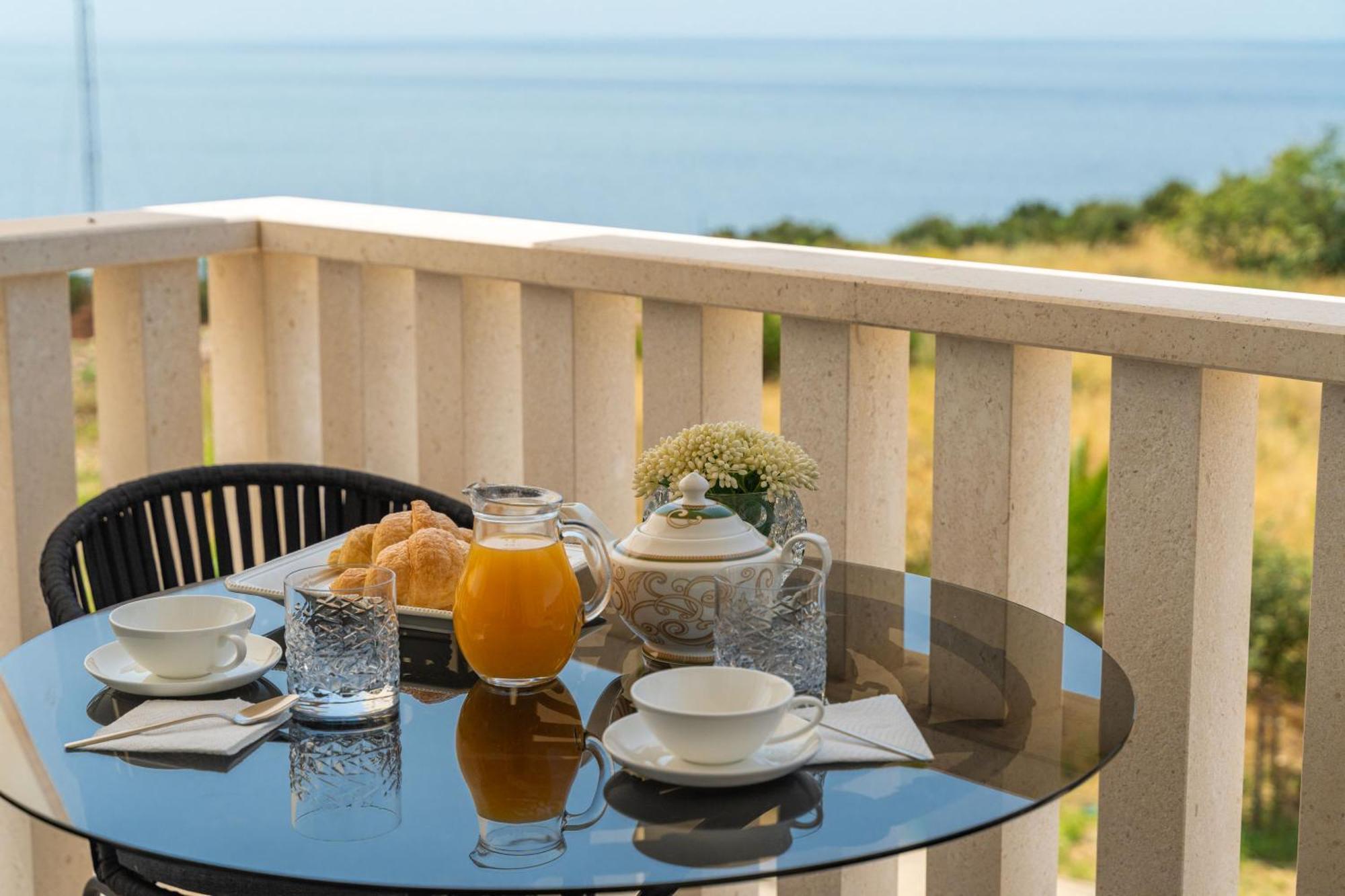 Apartment Apollo In Dubrovnik With Sea View Екстериор снимка