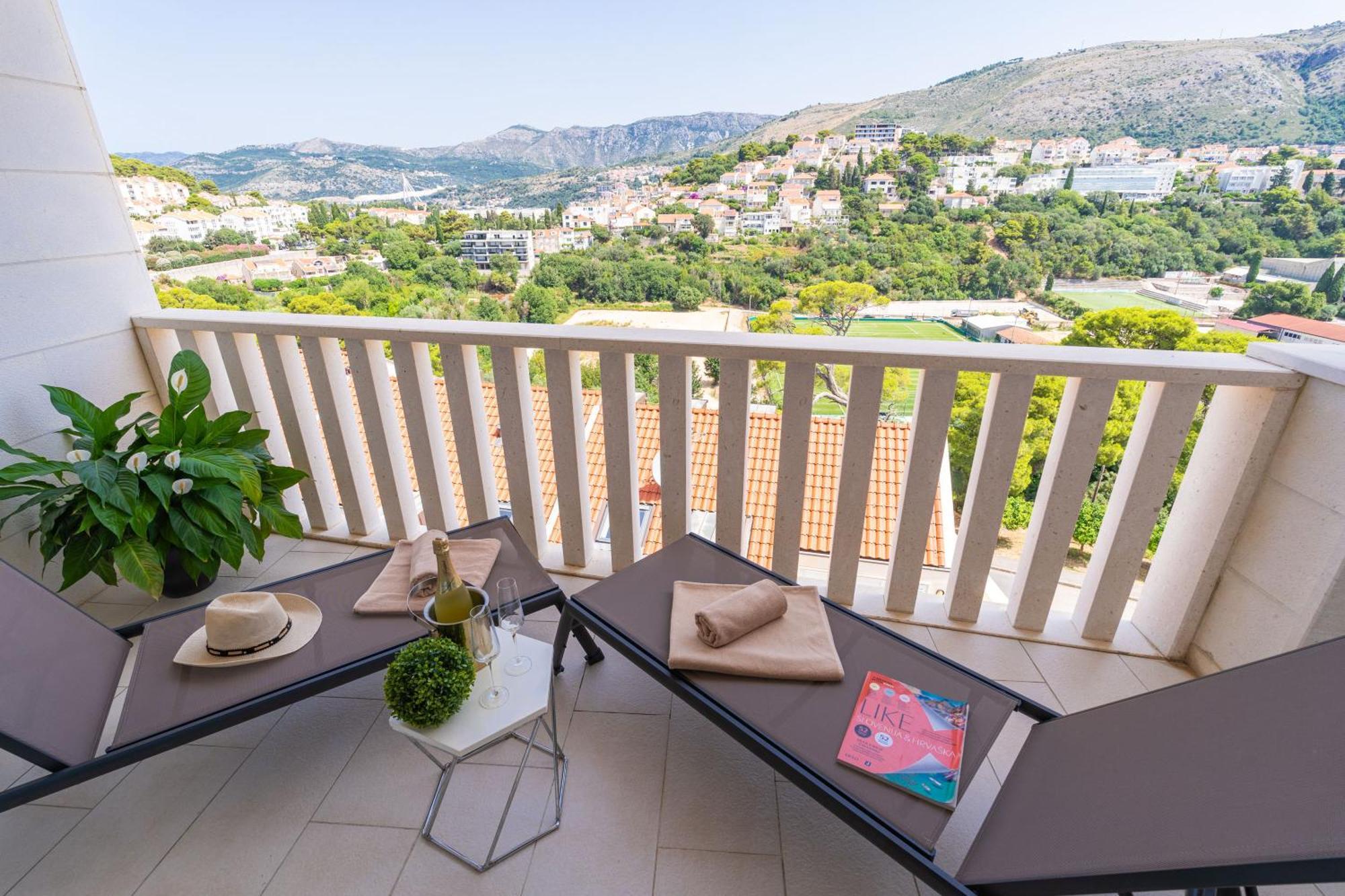 Apartment Apollo In Dubrovnik With Sea View Екстериор снимка